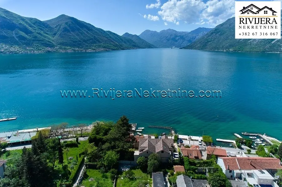 Sale, house, 450m², Dobrota, Kotor