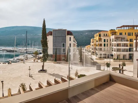 Sale, two bedroom apartment, 156m², Portonovi, Herceg Novi