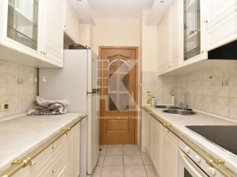 Izdavanje, trosoban stan, 110m², Preko Morače, Podgorica - image 7