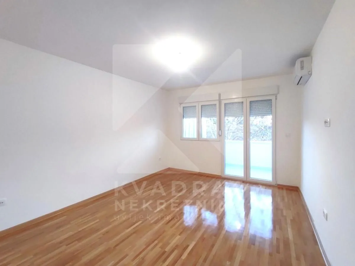 Rent, office space, 50m², Preko Morače, Podgorica