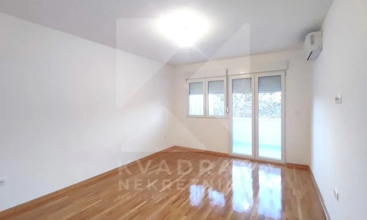 Rent, office space, 50m², Preko Morače, Podgorica