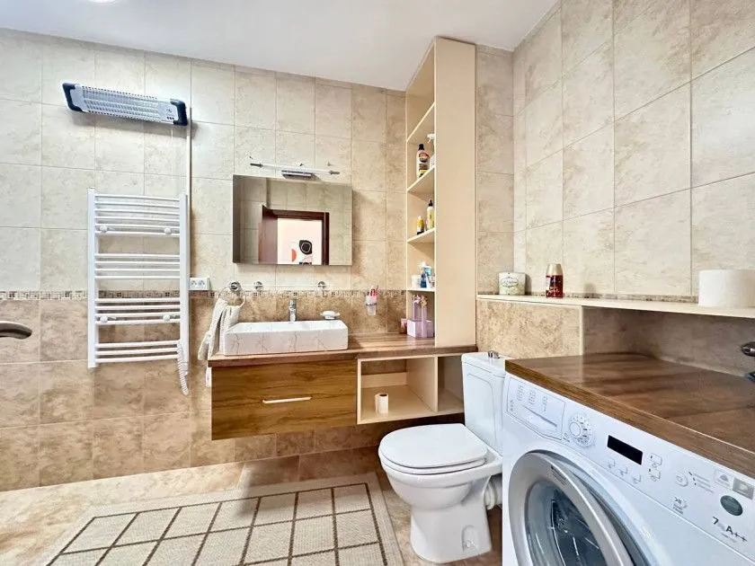 Sale, two bedroom apartment, 98m², Bečići, Budva