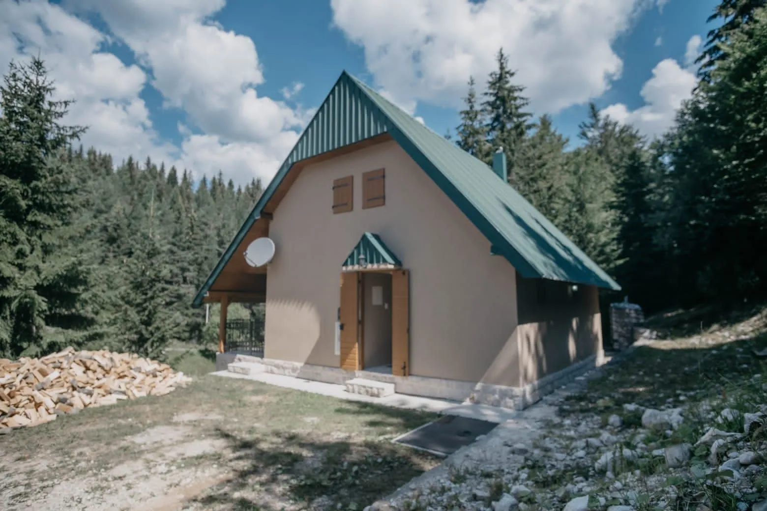 Prodaja, kuća, 140m², Žabljak, Crna Gora