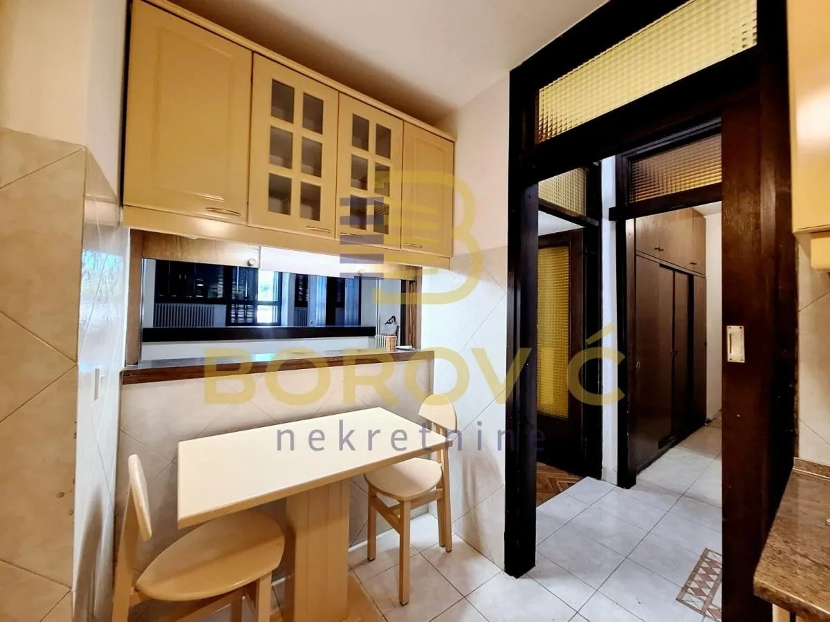 Sale, house, 200m², Višnjička Banja, Palilula Sve Podlokacije