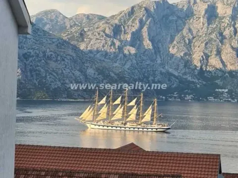 Prodaja, stan, 56m², Prčanj, Kotor - image 5
