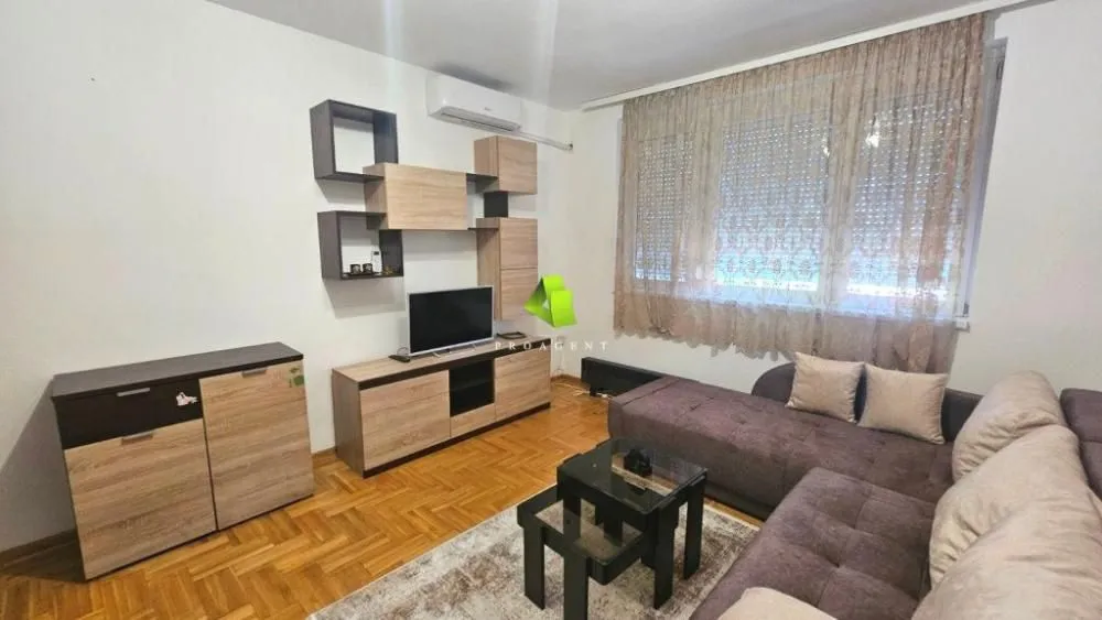 Rent, apartment, 40m², Pantelej, Niš