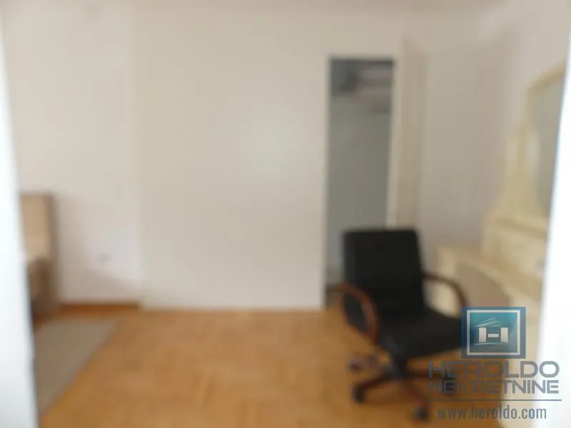 Prodaja, četvorosoban stan, 105m², Vašarište, Jagodina