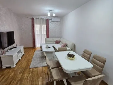 Prodaja, jednosoban stan, 48m², Tuški Put, Podgorica - image 9