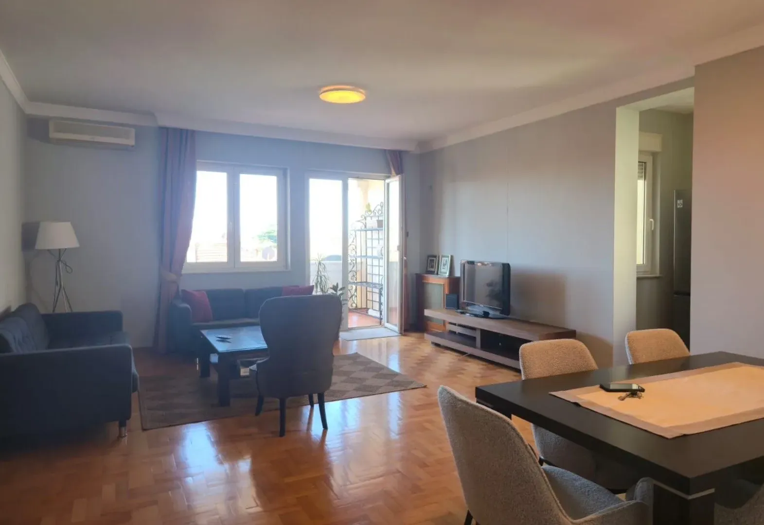 Rent, three bedroom apartment, 114m², Pod Goricom, Podgorica