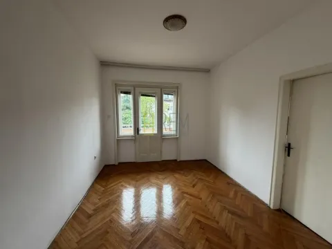 Prodaja, dvosoban stan, 86m², Centar, Podgorica - image 2