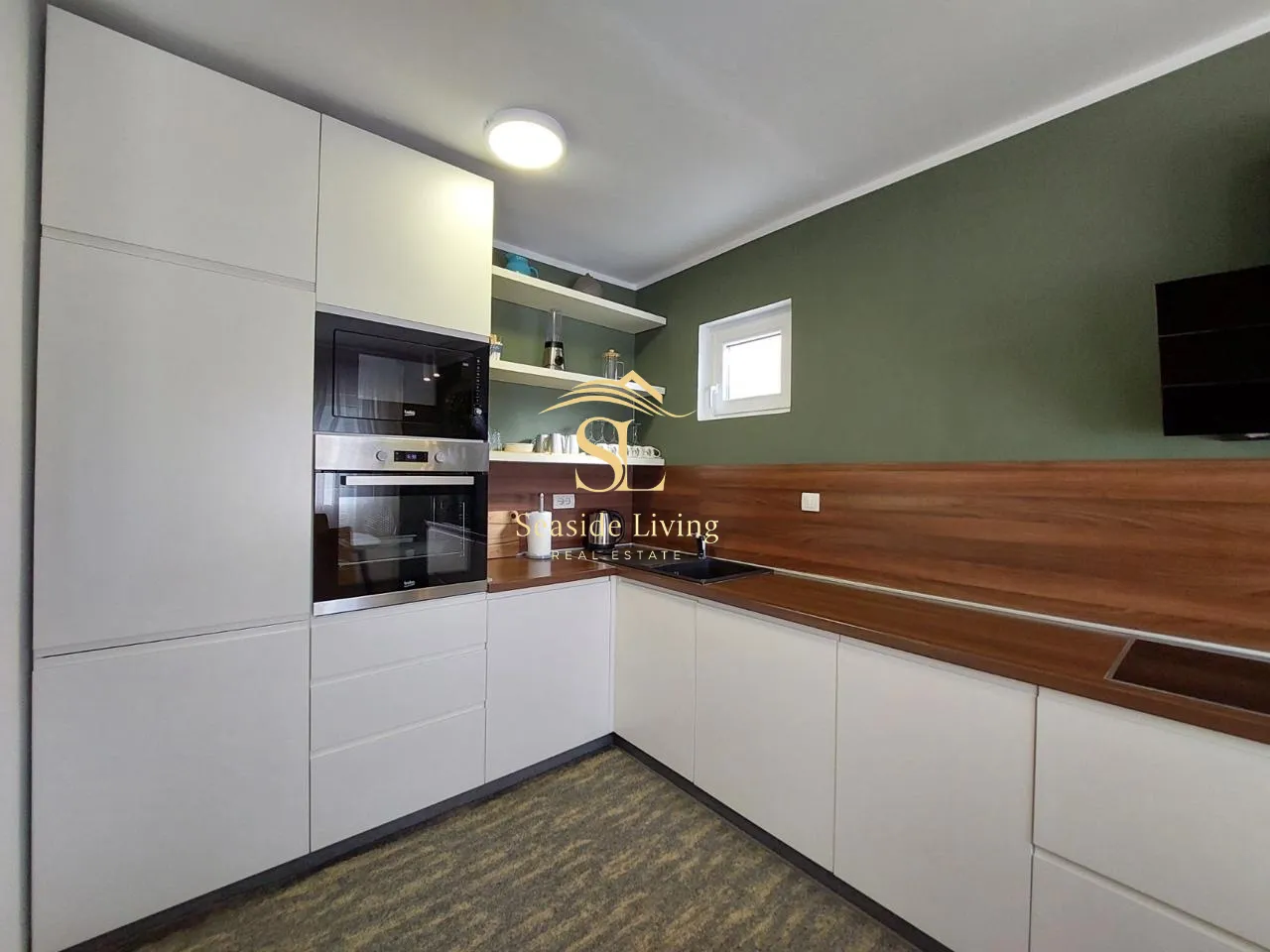 Rent, two bedroom apartment, 70m², Dobrota, Kotor