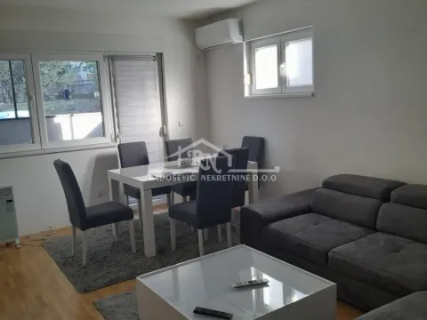 Izdavanje, jednosoban stan, 40m², Julino Brdo, Beograd - image 2