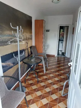 Izdavanje, dvosoban stan, 60m², Radovići, Tivat - image 9