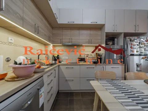 Sale, two bedroom apartment, 52m², Donji grad, Smederevo - image 7