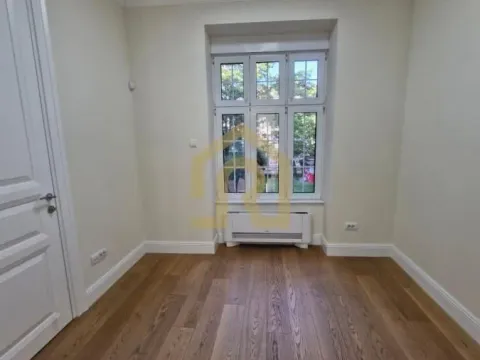 Izdavanje, poslovni prostor, 150m², Stari Grad, Beograd - image 7