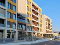 Izdavanje, poslovni prostor, 348m², Kod Capital Plaze, Podgorica - image 8