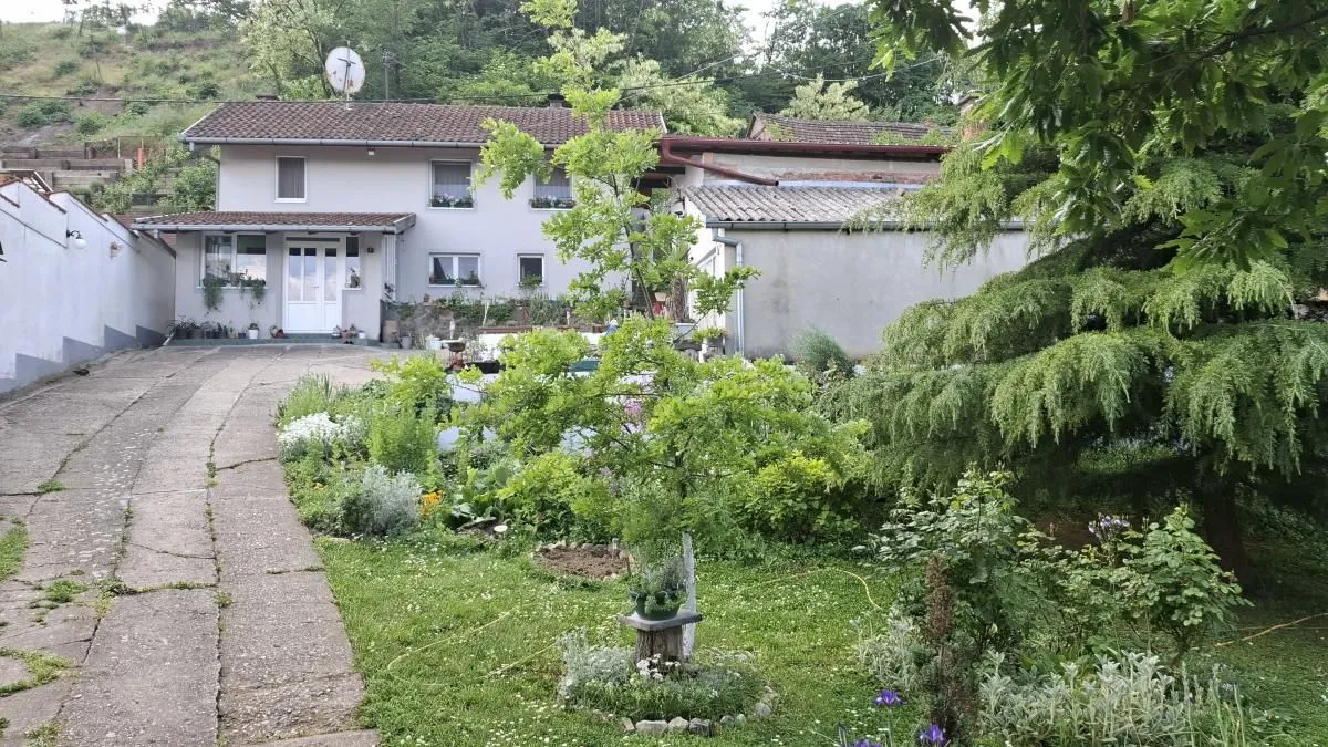 Prodaja, trosoban stan, 97m², Sremski Karlovci, Novi Sad