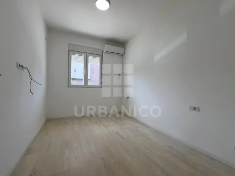 Izdavanje, dvosoban stan, 60m², 1 maj, Podgorica - image 3