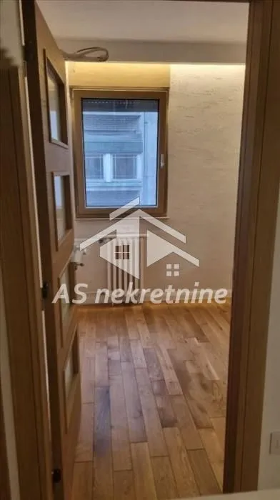 Rent, two bedroom apartment, 55m², Vračar Sve Podlokacije, Beograd