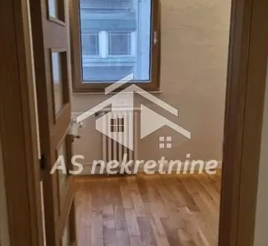 Izdavanje, dvosoban stan, 55m², Vračar Sve Podlokacije, Beograd - image 8