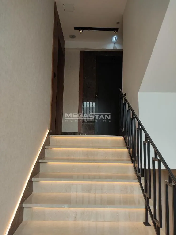 Prodaja, dvosoban stan, 57m², Autokomanda, Voždovac Sve Podlokacije
