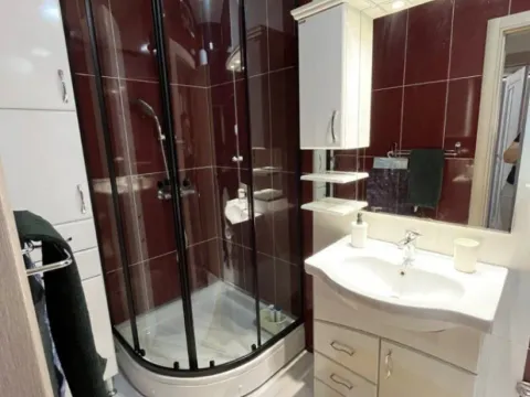 Rent, two bedroom apartment, 60m², Dalmatinska ulica, Podgorica - image 11