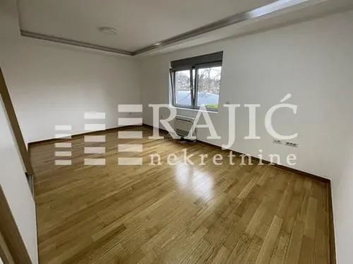 Rent, office space, 49m², Savski Venac, Beograd