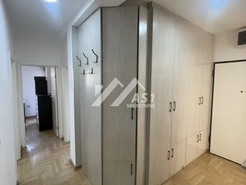Izdavanje, četvorosoban stan, 80m², Rotkvarija, Novi Sad Sve Podlokacije - image 3