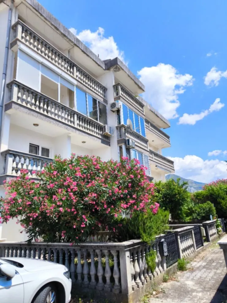 Izdavanje, garsonjera, 33m², Sutomore, Bar