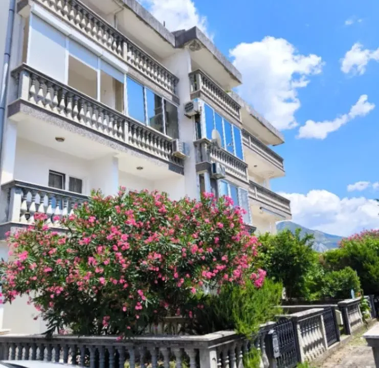 Izdavanje, garsonjera, 33m², Sutomore, Bar