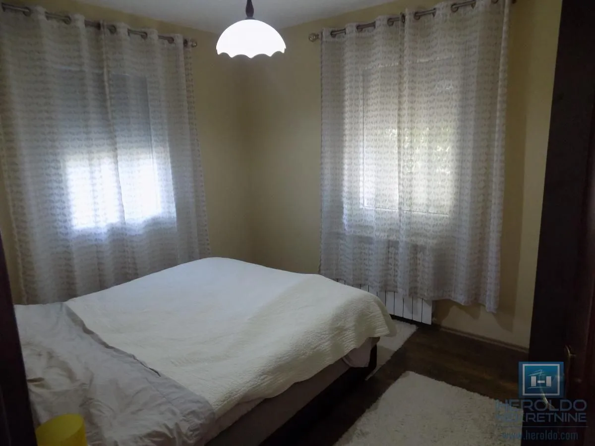 Sale, house, 96m², Karadjordjevo brdo, Paraćin