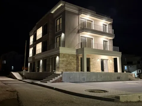 Prodaja, stan, 33m², Mrčevac, Tivat - image 1