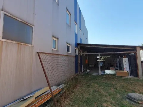 Izdavanje, poslovni prostor, 850m², Sajlovo, Novi Sad Sve Podlokacije - image 2