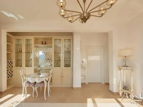 Prodaja, trosoban stan, 150m², Bečići, Budva - image 10