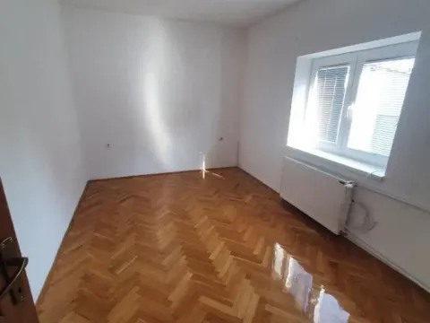 Prodaja, kuća, 362m², Telep, Novi Sad Sve Podlokacije - image 7