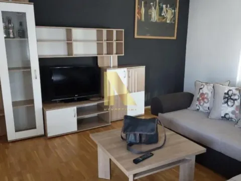 Prodaja, trosoban stan, 76m², Nova Detelinara, Novi Sad Sve Podlokacije