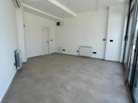 Rent, office space, 26m², Hala Pionir, Palilula Sve Podlokacije - image 6
