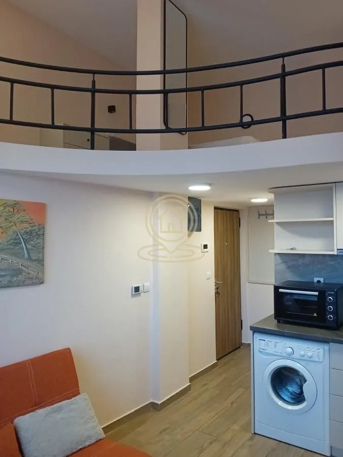 Izdavanje, jednosoban stan, 30m², Salajka, Novi Sad Sve Podlokacije