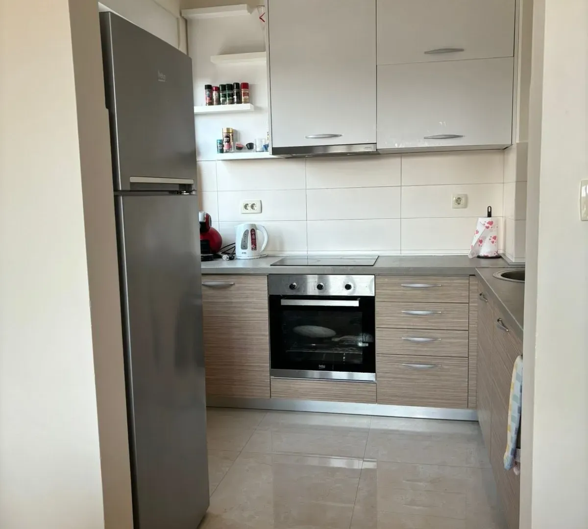 Izdavanje, jednosoban stan, 54m², City Kvart, Podgorica