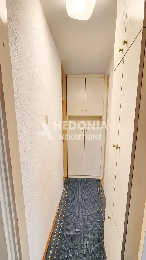 Prodaja, trosoban stan, 71m², Novi Beograd Blok 23, Novi Beograd Sve Podlokacije