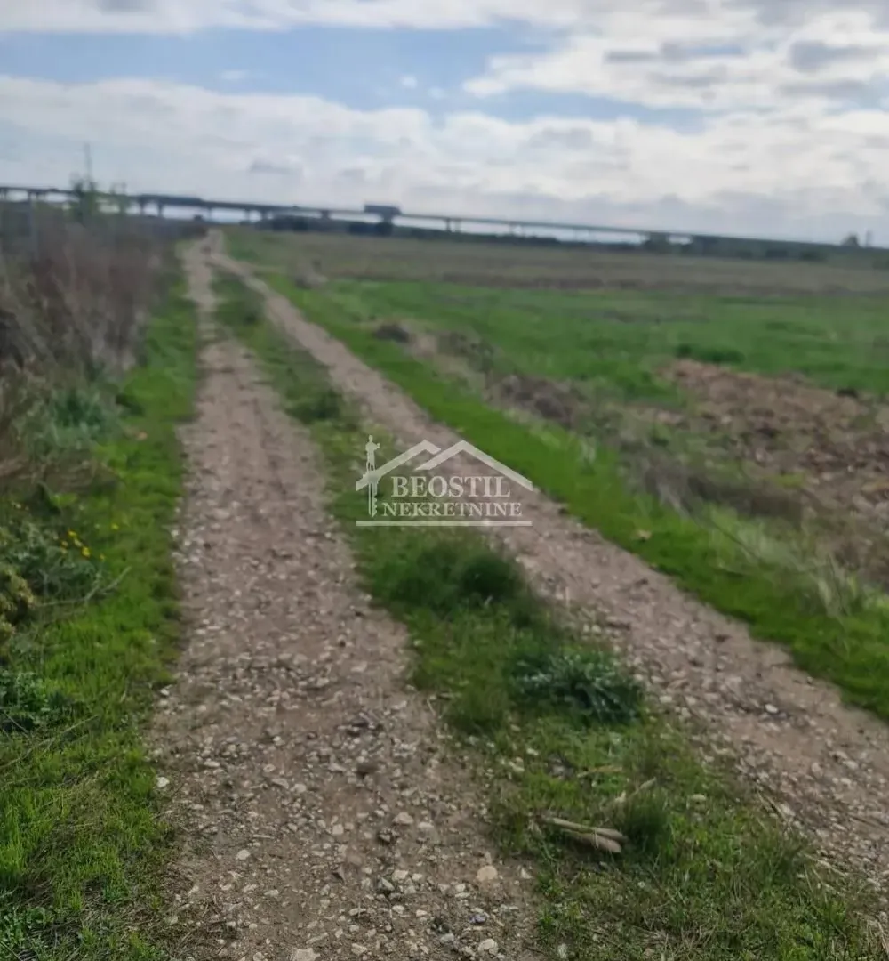 Prodaja, plac, 4600m², Batajnica, Beograd
