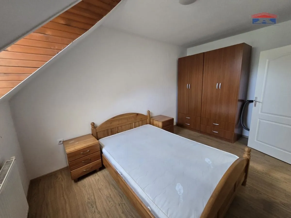 Izdavanje, dvosoban stan, 54m², Grbavica, Novi Sad Sve Podlokacije