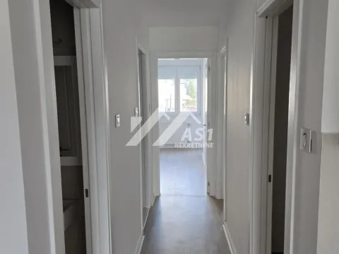 Rent, four bedroom apartment, 105m², Sajam, Novi Sad Sve Podlokacije - image 4