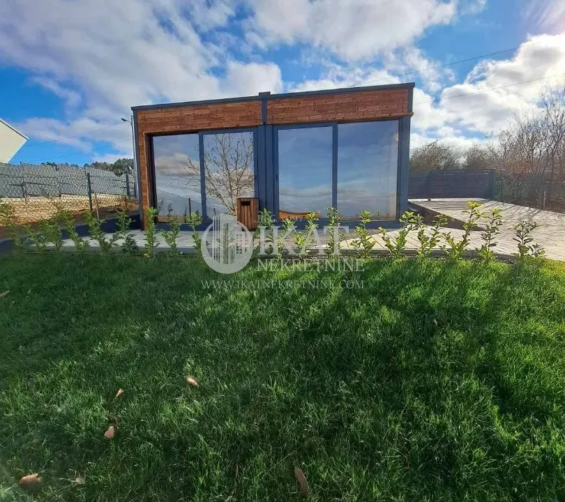 Rent, house, 90m², Višnjica, Palilula Sve Podlokacije