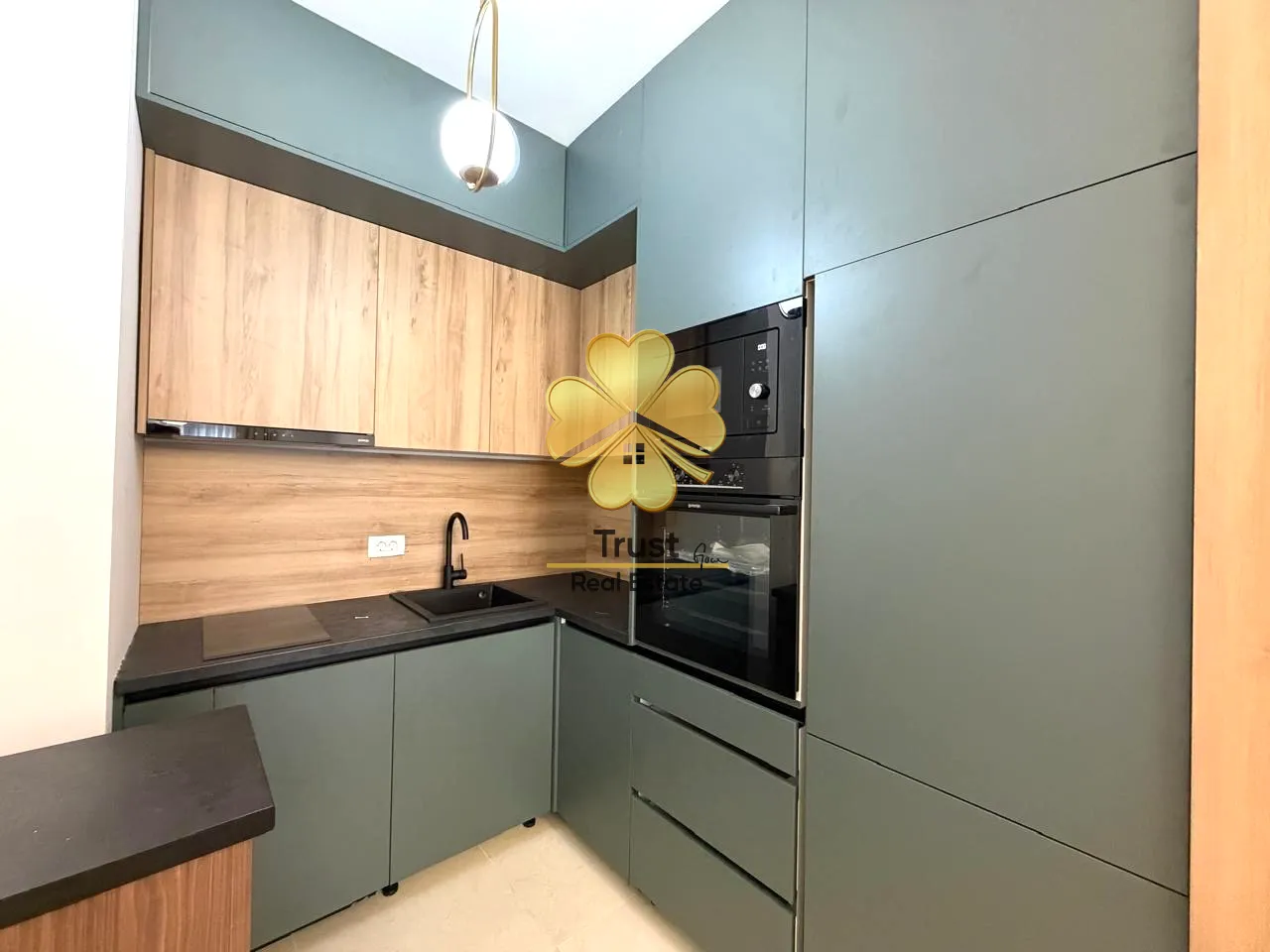 Izdavanje, jednosoban stan, 44m², Stari Aerodrom, Podgorica