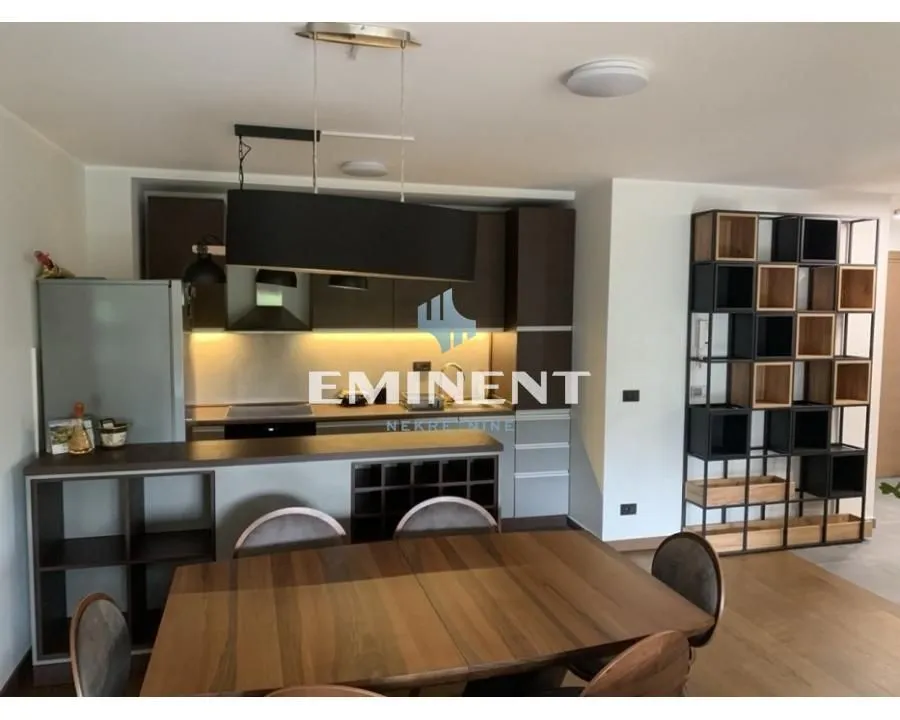 Rent, three bedroom apartment, 90m², Čukarica, Beograd