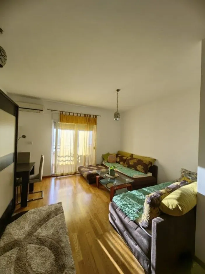 Rent, studio apartment, 38m², City Kvart, Podgorica