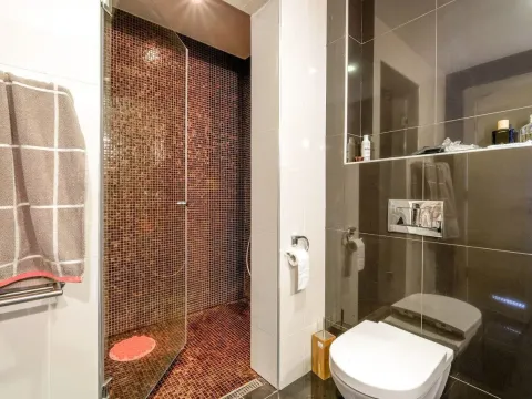 Prodaja, dvosoban stan, 67m², Kostanjica, Kotor - image 7