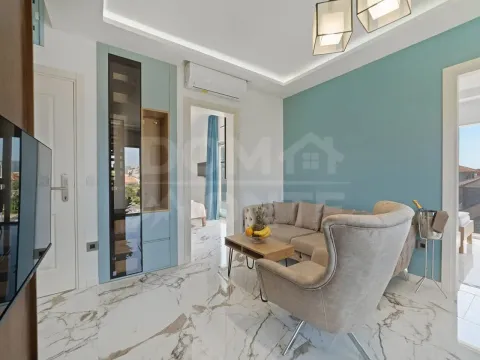 Rent, two bedroom apartment, 60m², Tivat, Crna Gora - image 9
