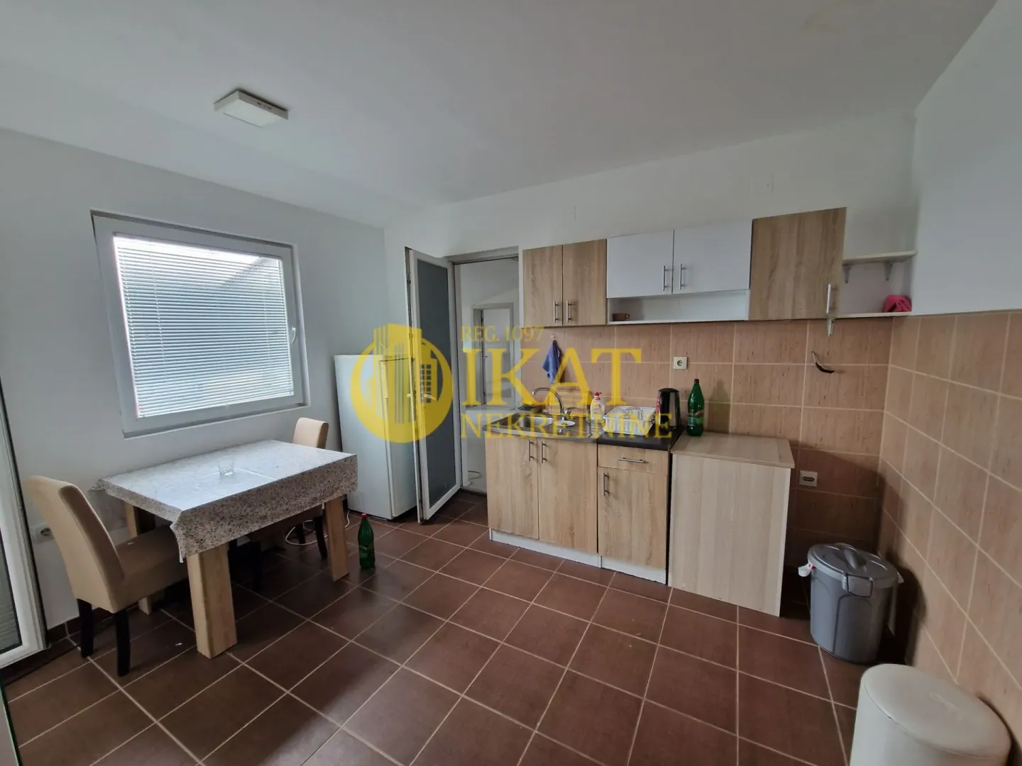Prodaja, trosoban stan, 74m², Vidikovački venac, Rakovica